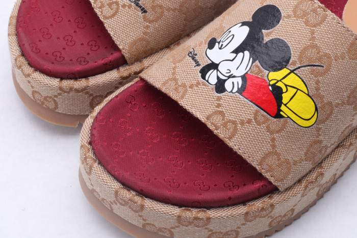 GUI SANDAL