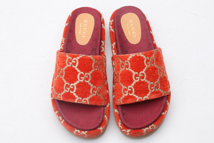GUI SANDAL