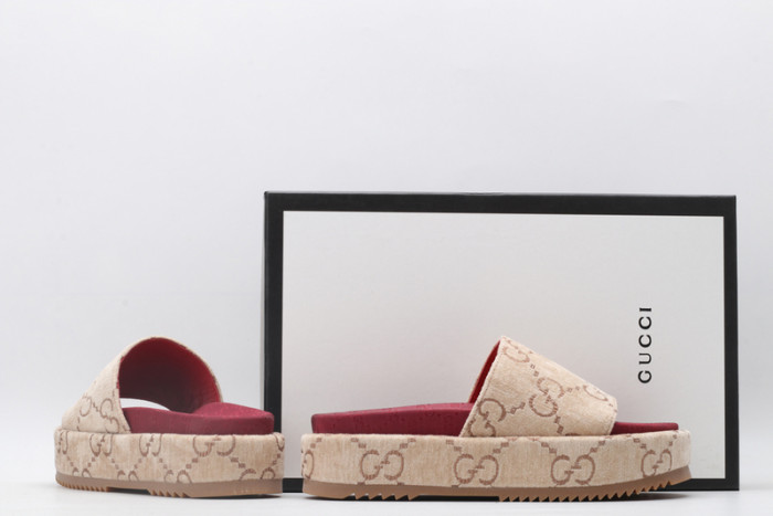 GUI SANDAL