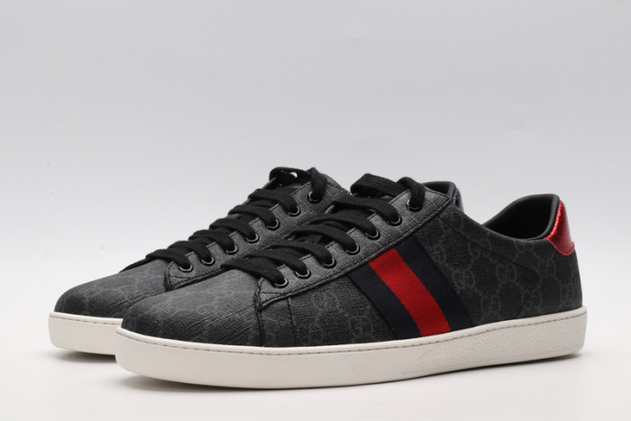 GUI SNEAKER