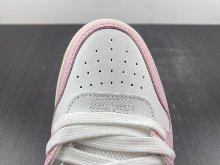 OFW SNEAKER