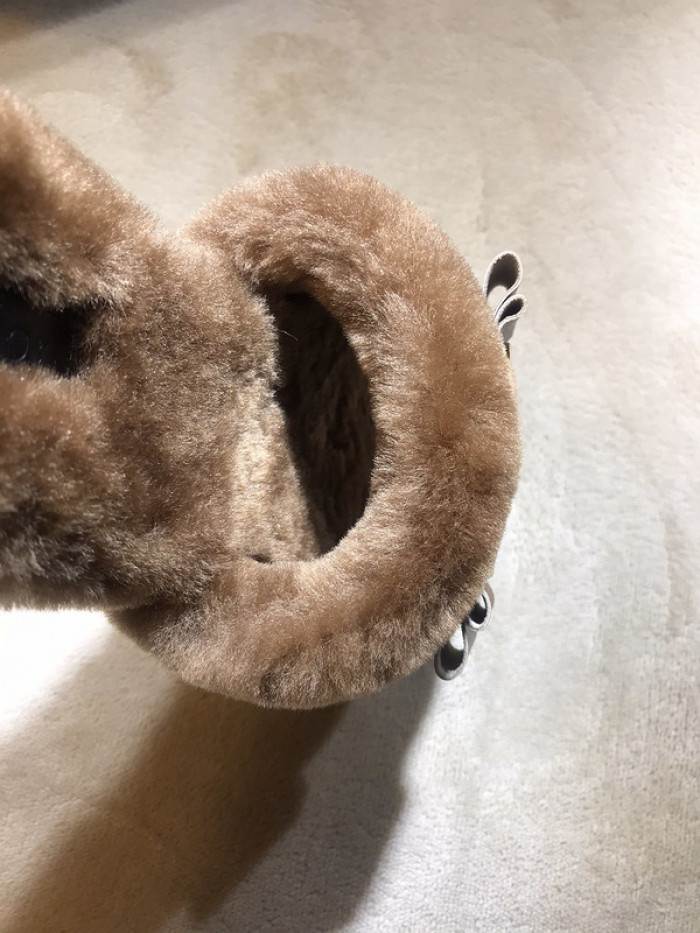 d10r sandal