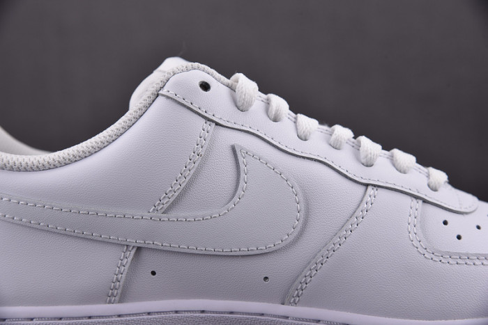 NIKE AIR FORCE 1 LOW WHITE 