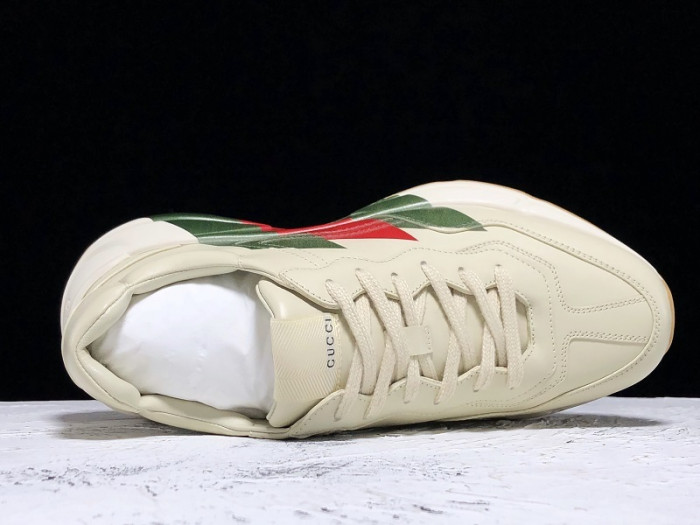 GUI SNEAKER