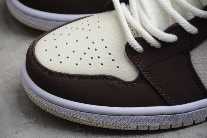 Air Jordan 1 Mid DO6699-200