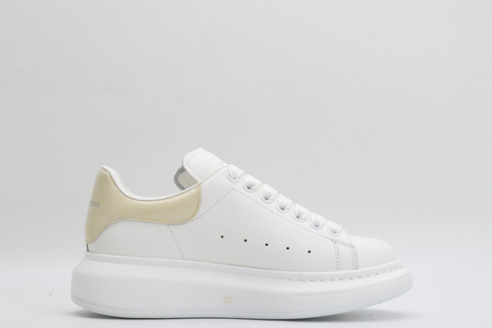 ALEX MCQU SNEAKER