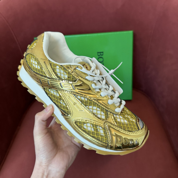 BV sneaker