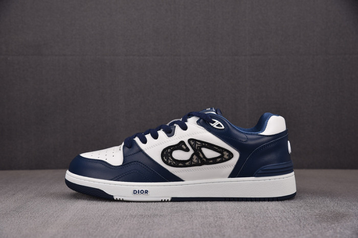 D10R B57 LOW SNEAKER
