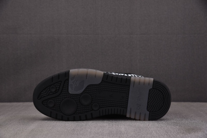 OFW SNEAKER