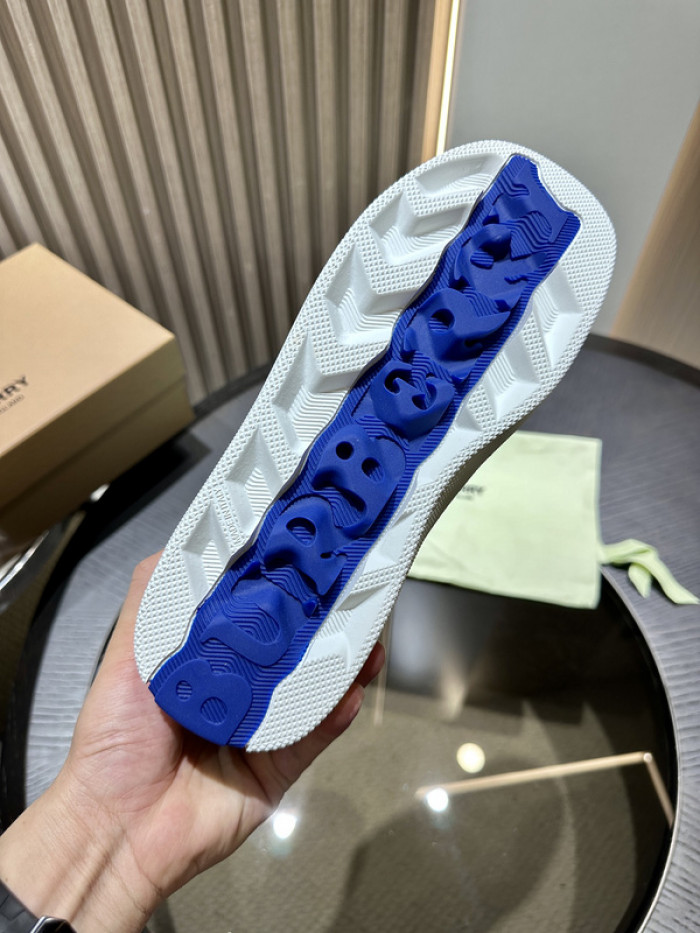 BUB sneaker