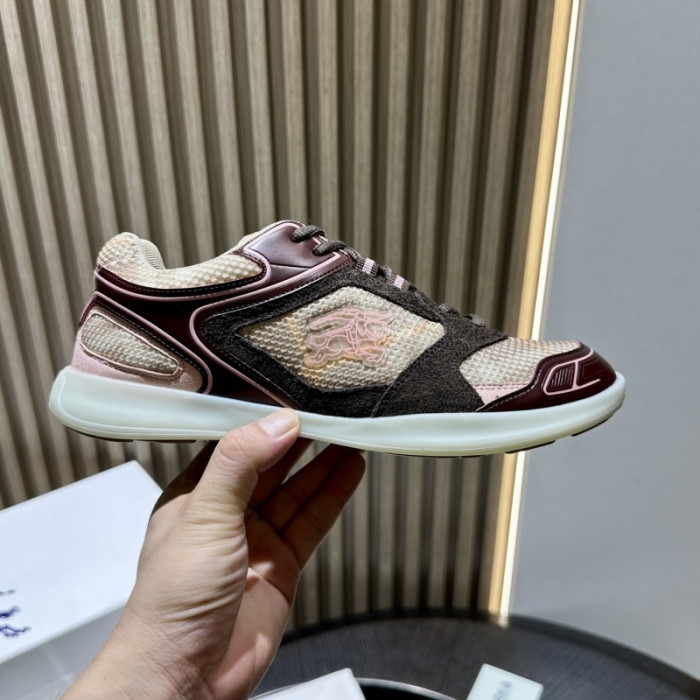 BUB sneaker