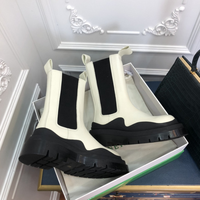 BV boots 019