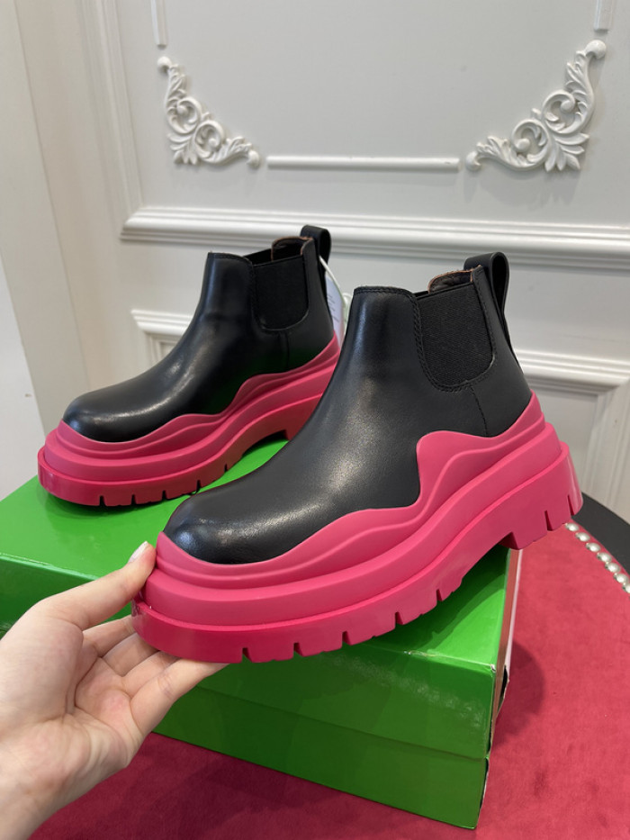 BV boots 011