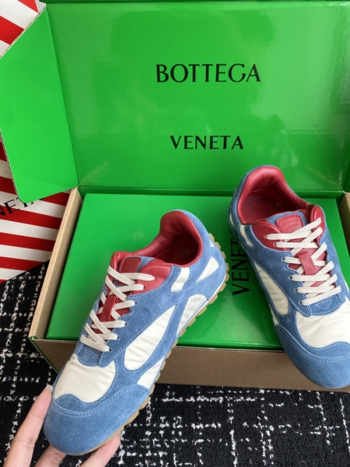 BV sneaker