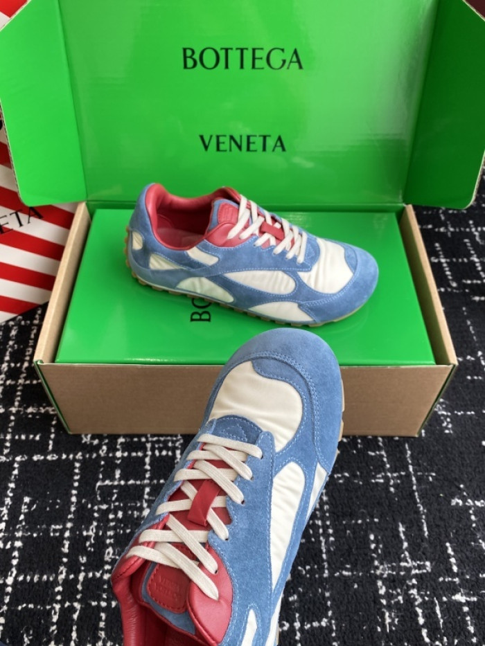 BV sneaker