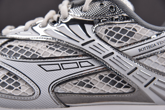 BV sneaker
