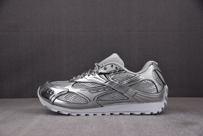 BV sneaker