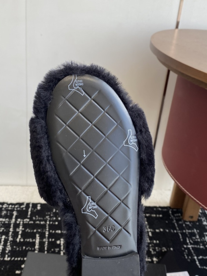 CN Sandal