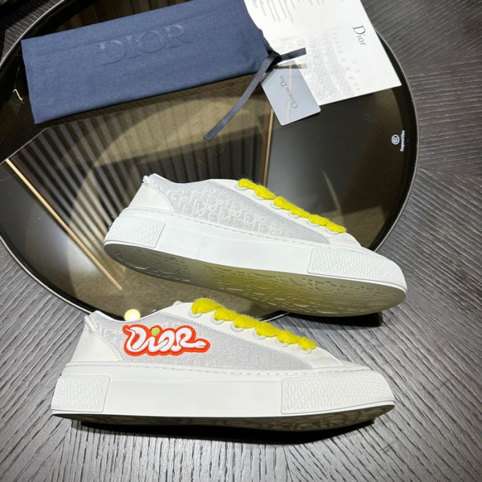 D10R SNEAKER