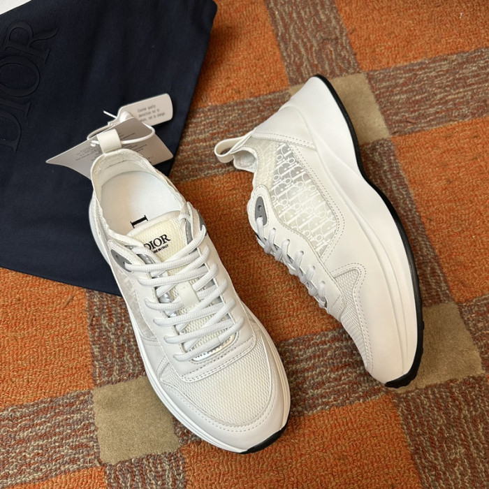 D10R B25 SNEAKER