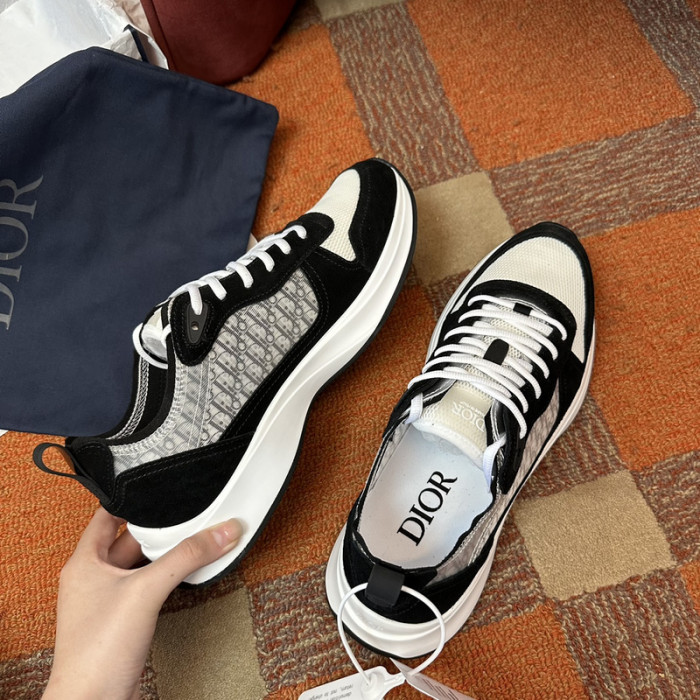 D10R B25 SNEAKER