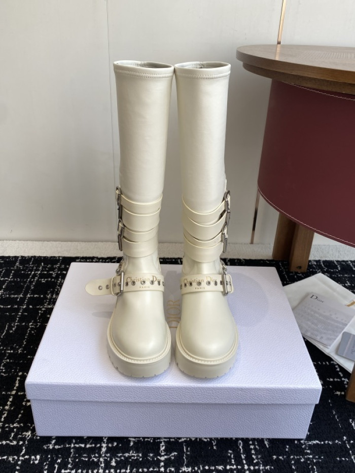D10R boot