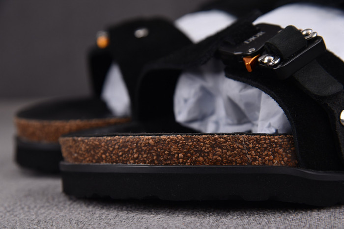 d10r sandal