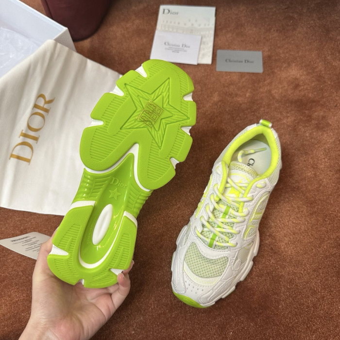 D10R SNEAKER