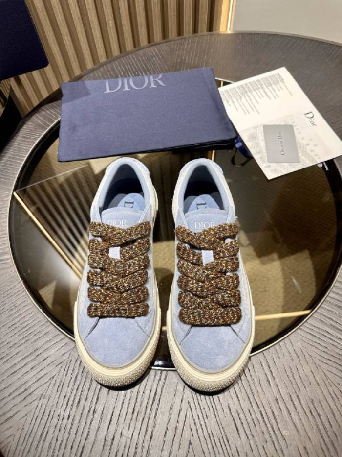 D10R SNEAKER
