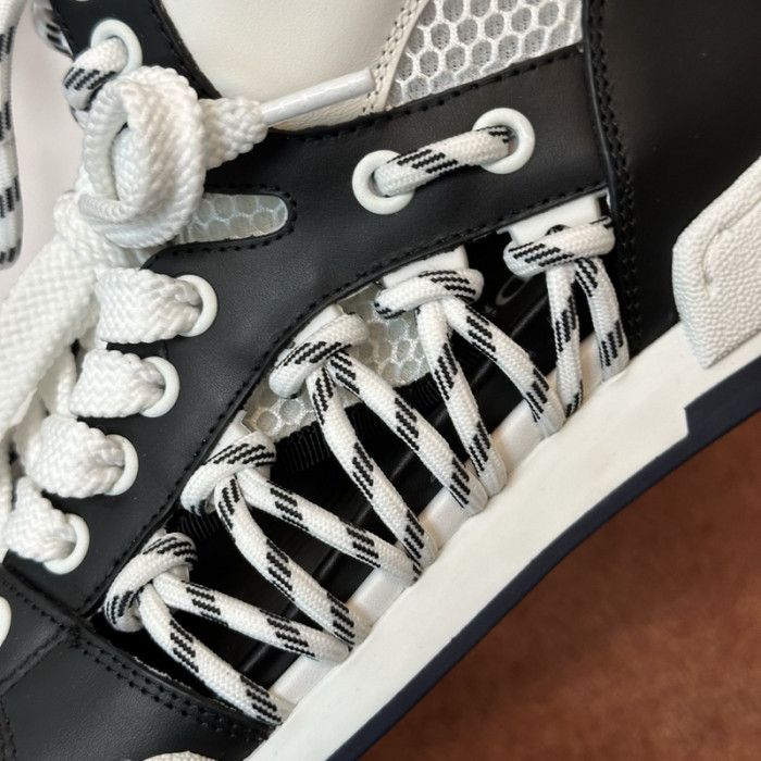 D10R SNEAKER