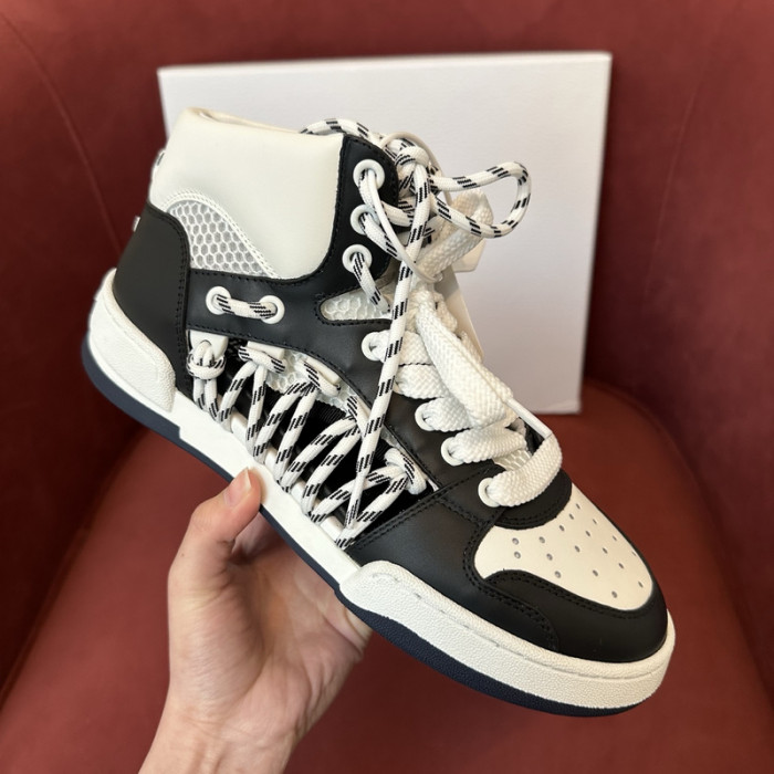 D10R SNEAKER