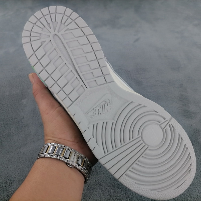 OFW x Dunk Low 