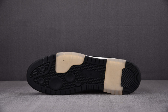 OFW SNEAKER