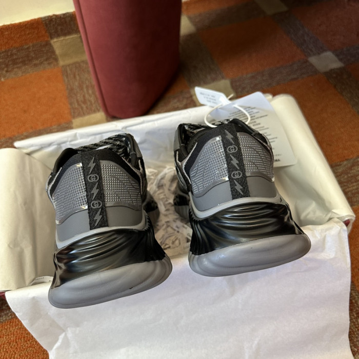 GUI SNEAKER