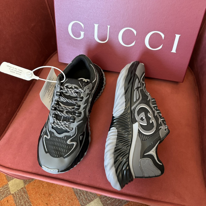 GUI SNEAKER