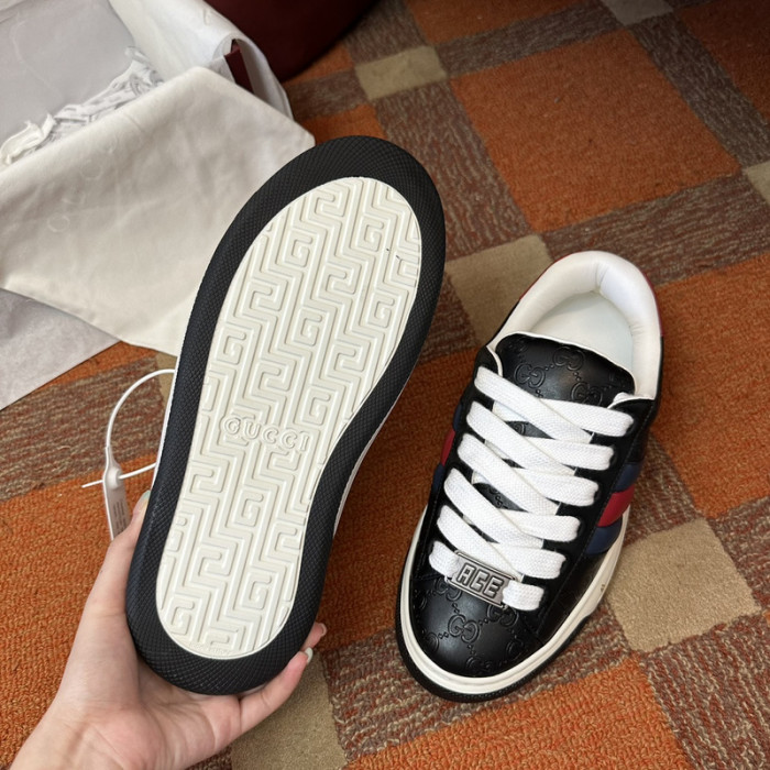 GUI SNEAKER