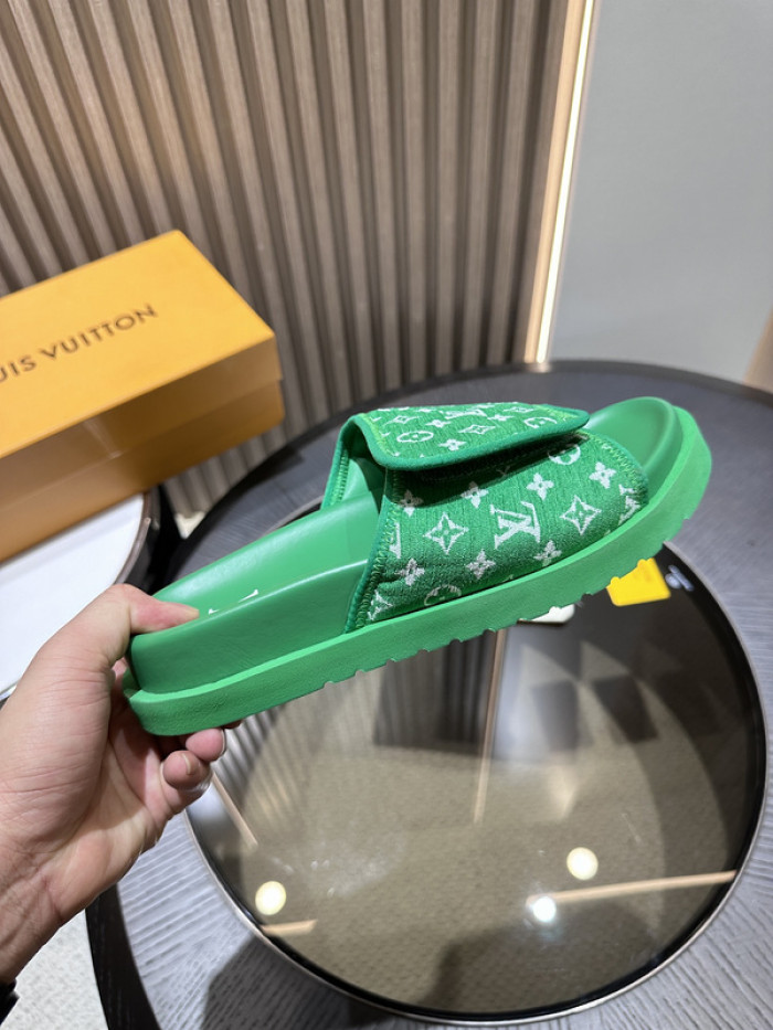 L0VT SANDAL