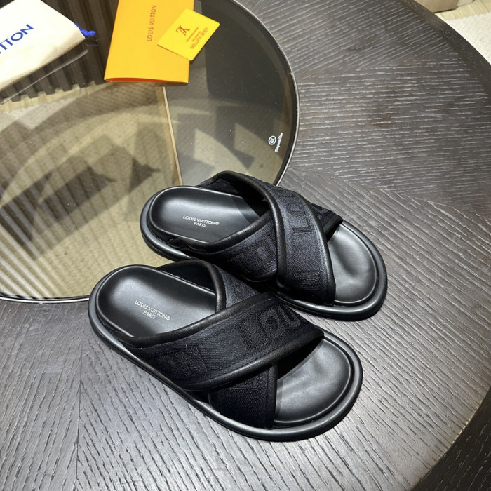 L0VT SANDAL