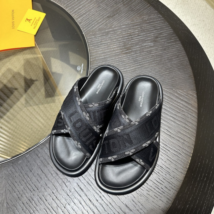 L0VT SANDAL
