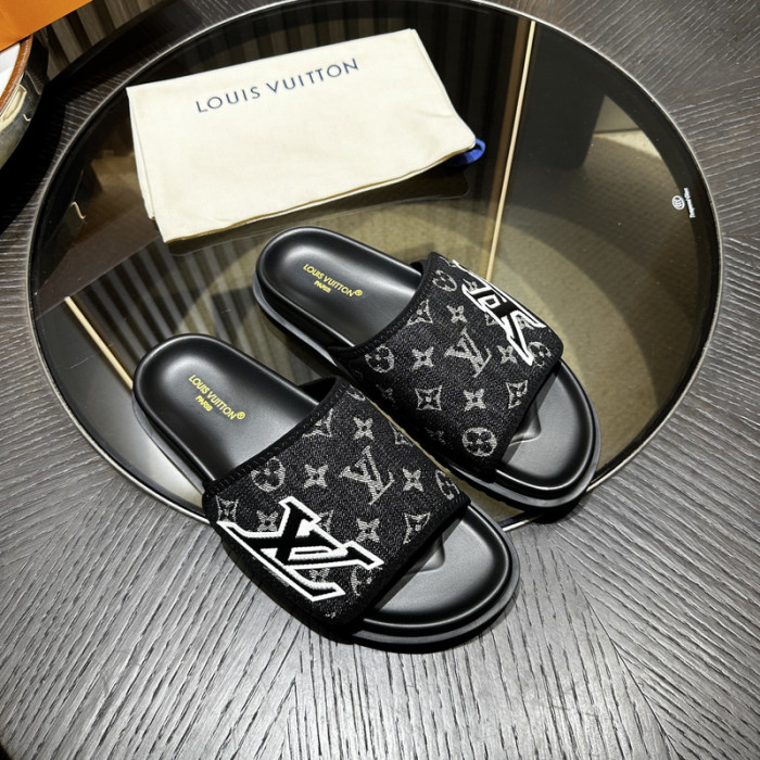 L0VT SANDAL