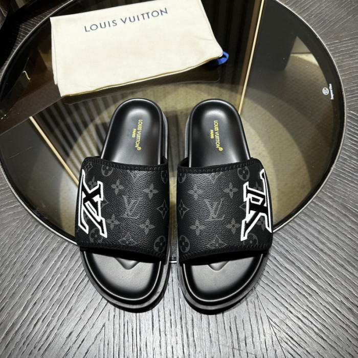 L0VT SANDAL