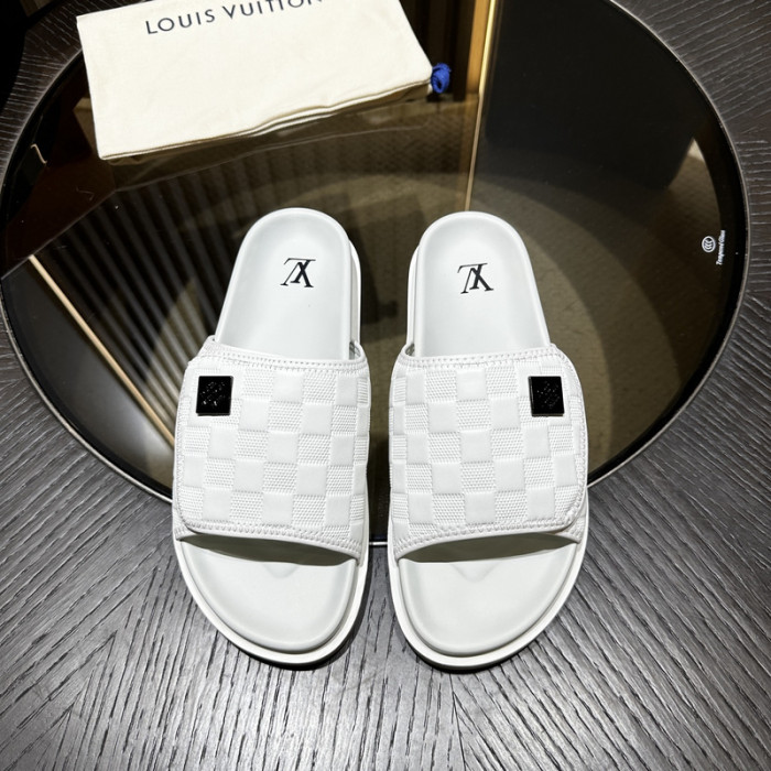 L0VT SANDAL
