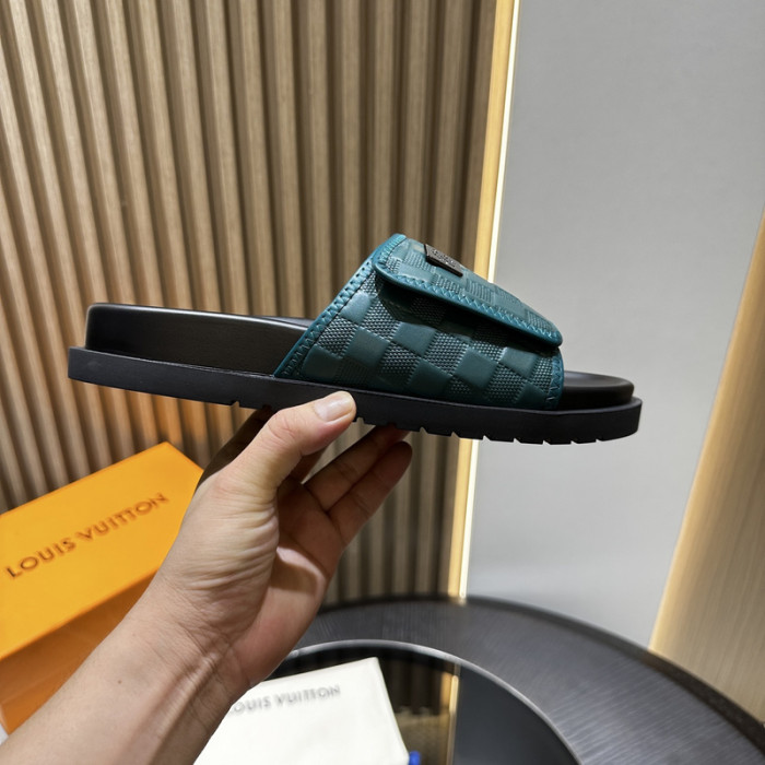 L0VT SANDAL