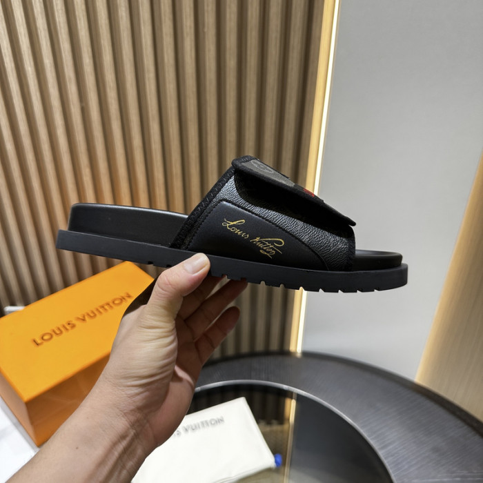 L0VT SANDAL