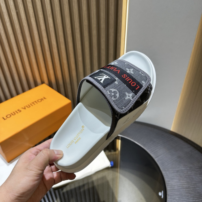 L0VT SANDAL