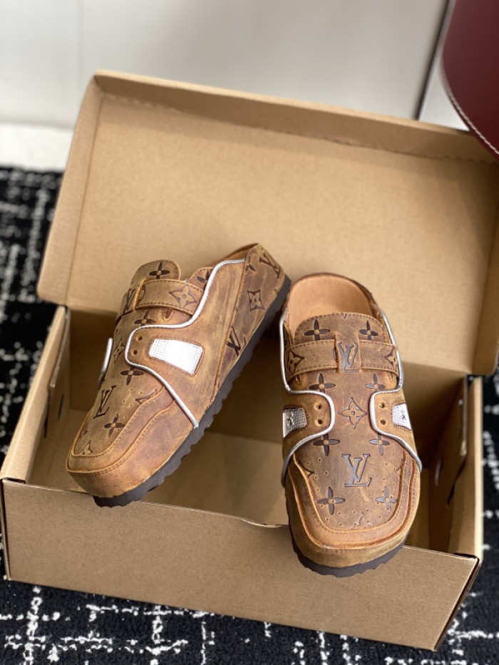L0VT SANDAL