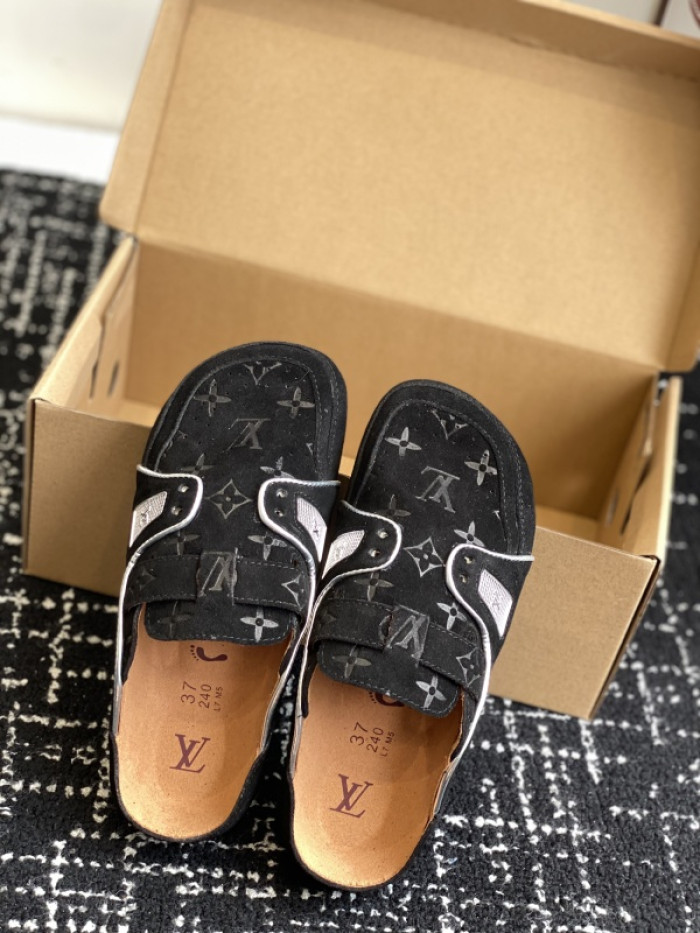 L0VT SANDAL