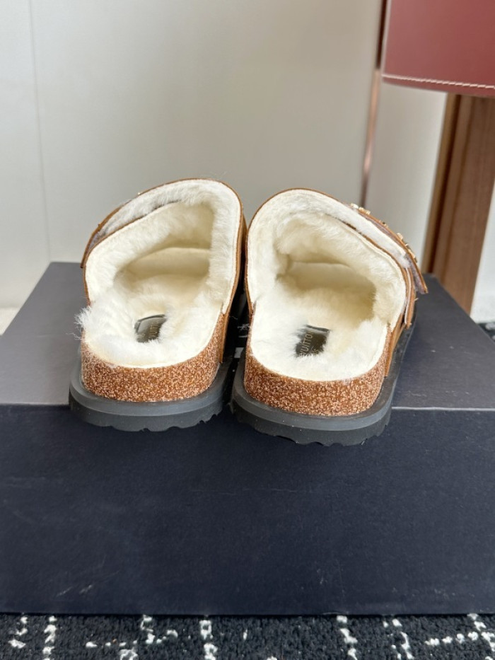 L0VT SANDAL