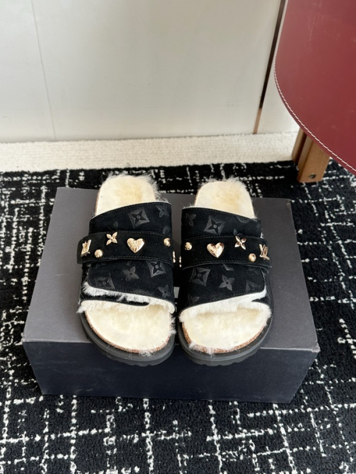 L0VT SANDAL