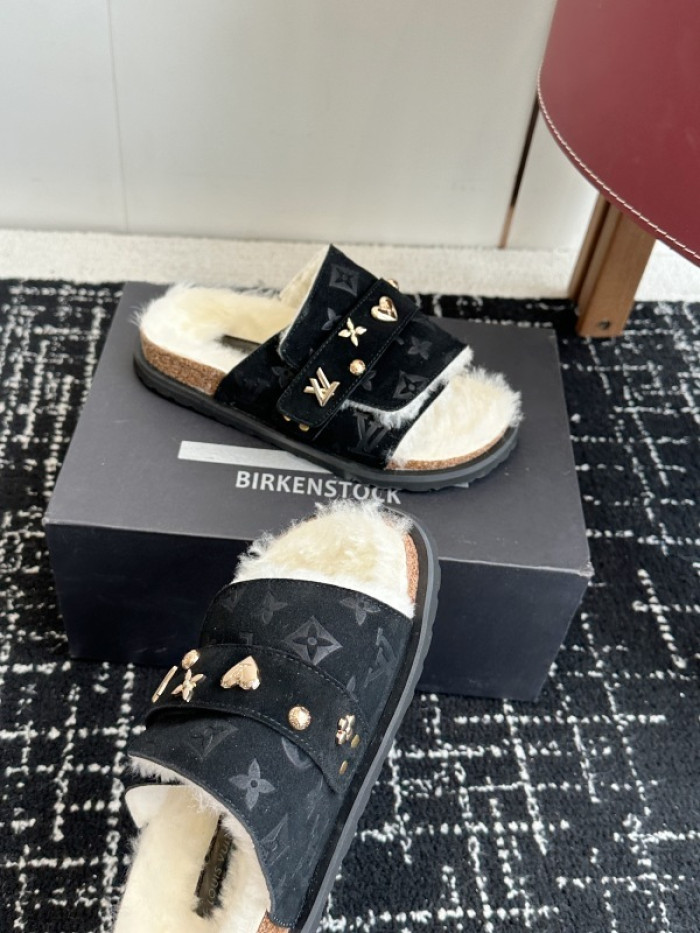 L0VT SANDAL